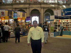 Víctor Flint Flores Hempandez en XXXII FILPM para Quehacer Cultural
