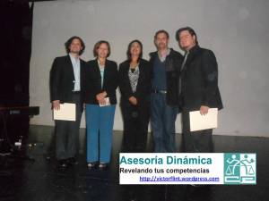 Christopher Roldán, Héctor Acosta con los anfitriones: María Trinidad Ruiz Ruiz y Raúl Valenzuela Araiza