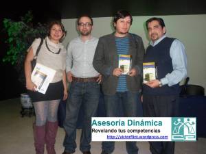 Cristina Rascón, Josué Barrera, Iván Ballesteros y Víctor Flint al finalizar la presentación del libro